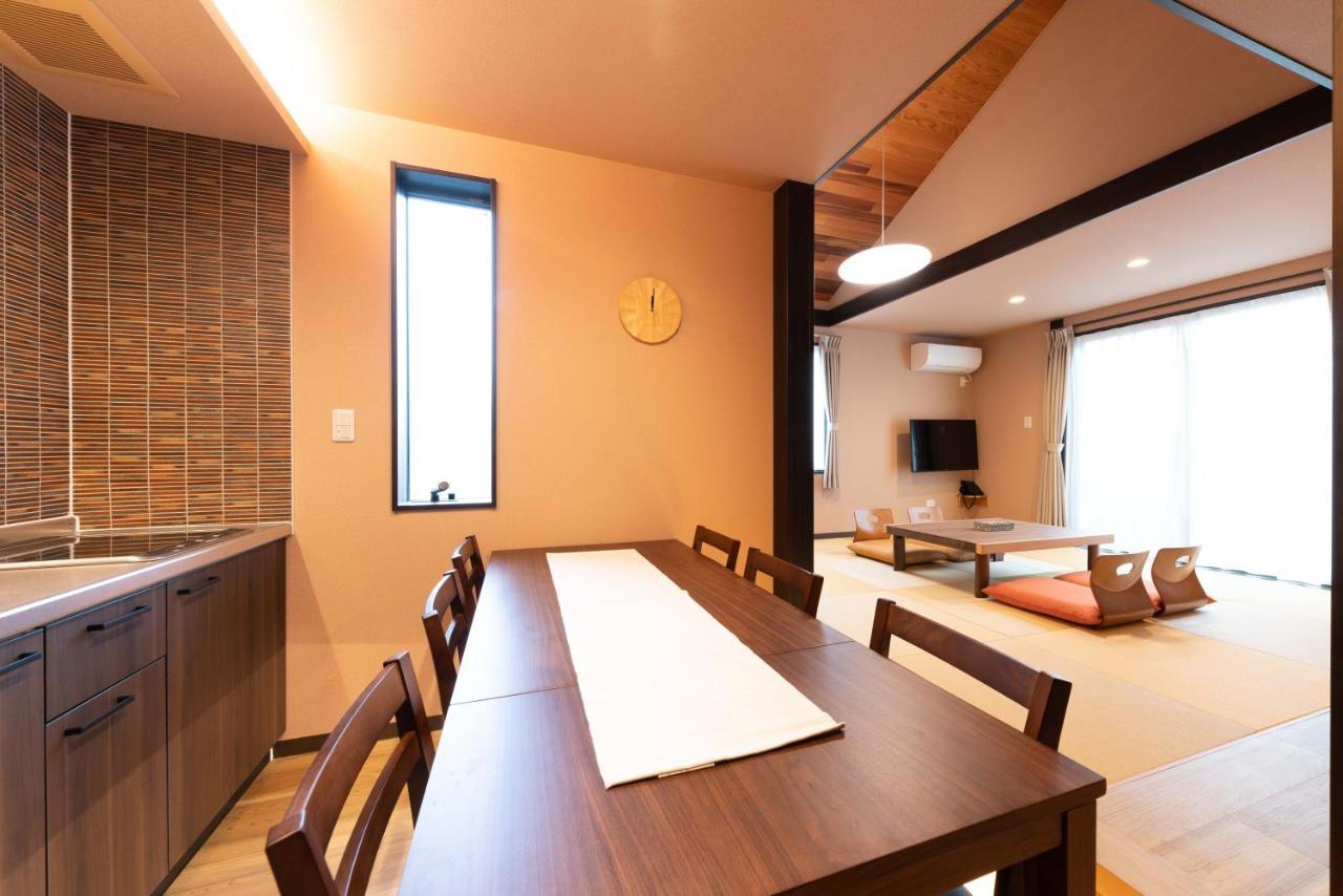 スタジオーネ 箱根強羅 East - Stagione Hakone Gora East Appartement Buitenkant foto