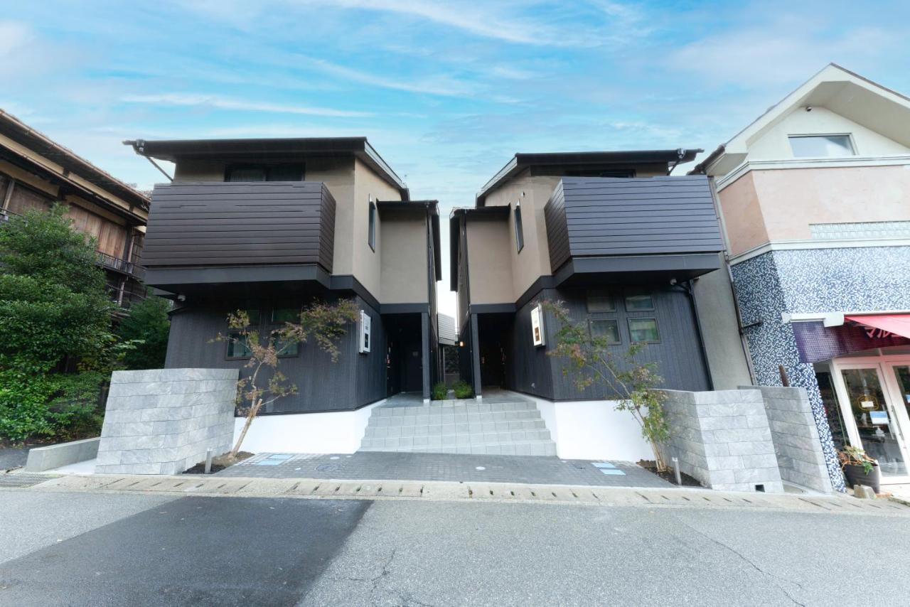 スタジオーネ 箱根強羅 East - Stagione Hakone Gora East Appartement Buitenkant foto